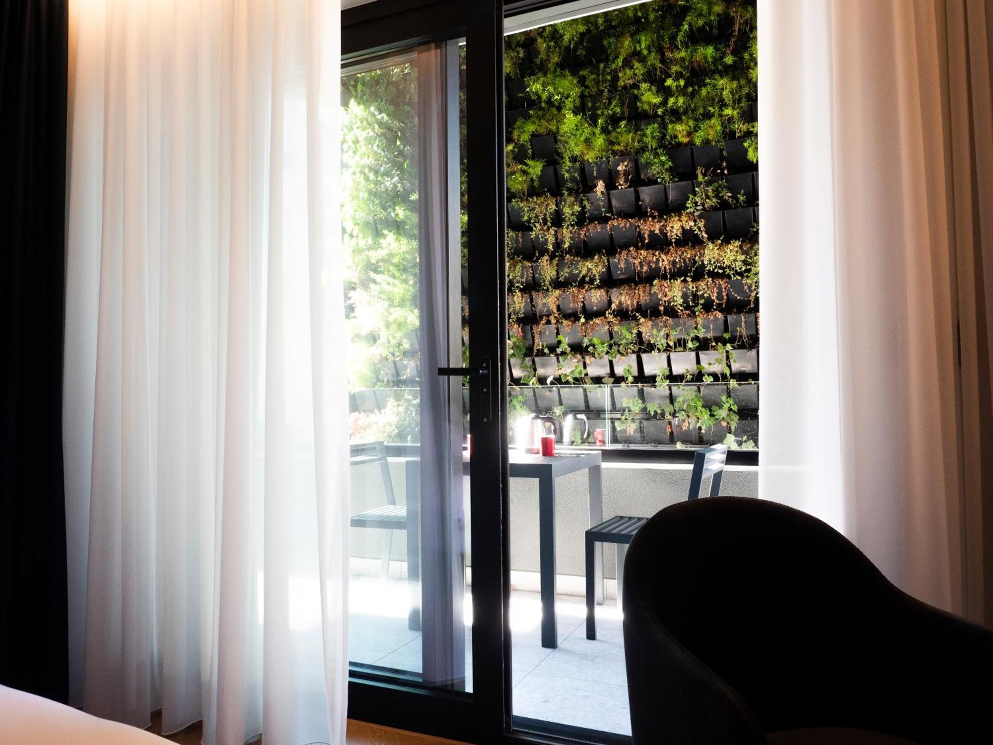 Moncafe Boutiquehotel Hotel 4*